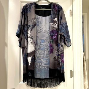 Disney’s Alice in Wonderland Hot Topic L Women’s Kimono